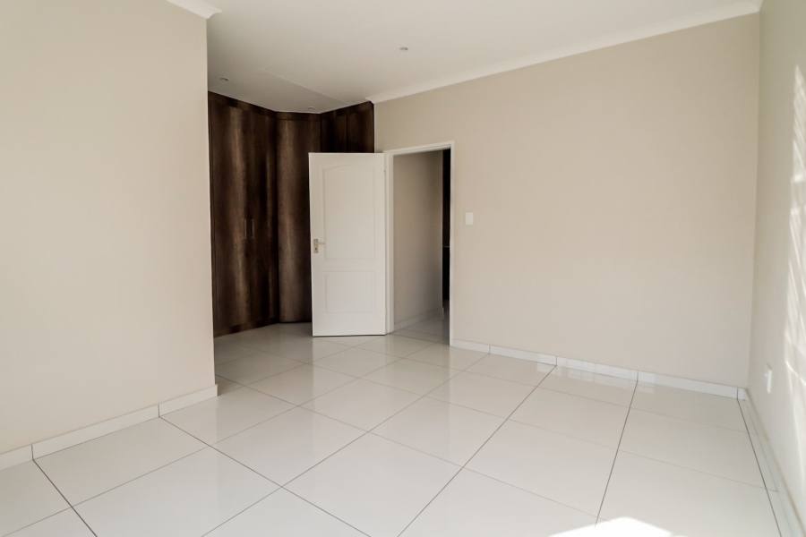 3 Bedroom Property for Sale in Waterkloof East North West